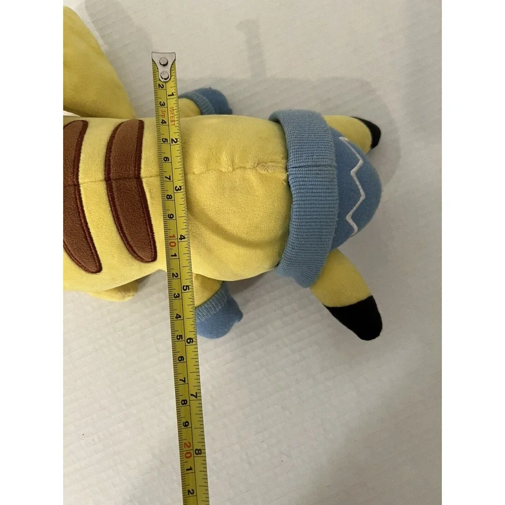Pokemon Pikachu With Hat And Mittens By GAME FREAK Christmas‎ 2022 Approx. 8.5